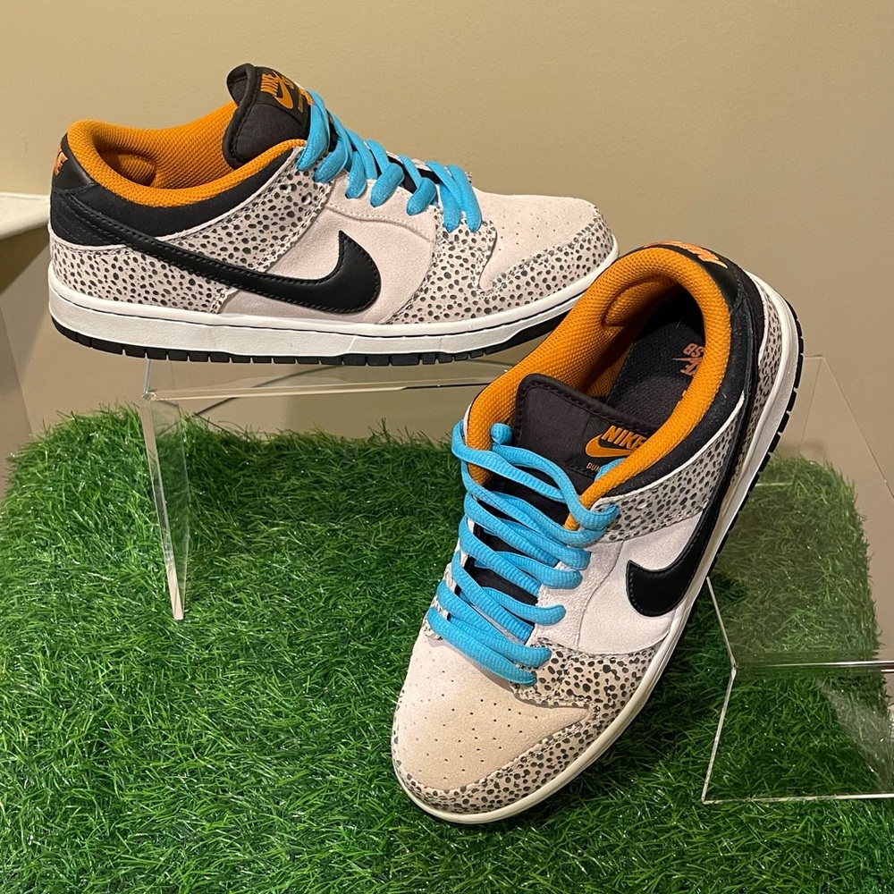 Nike Kids' Speckled Black and White Sneakers with Blue Laces - Picture 4 of 7